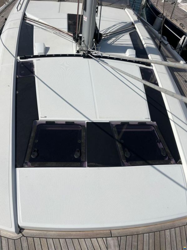Beneteau Oceanis 51.1