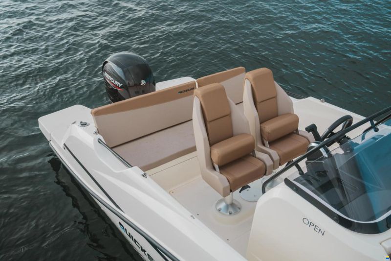 Quicksilver 605 Open