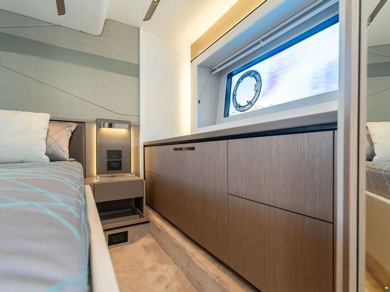 Sunseeker Predator 55 EVO
