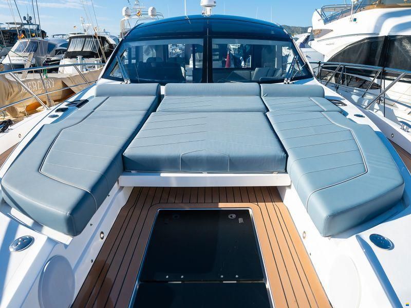 Sunseeker Predator 55 EVO