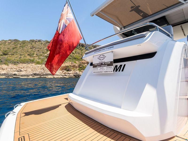 Sunseeker Predator 55 EVO