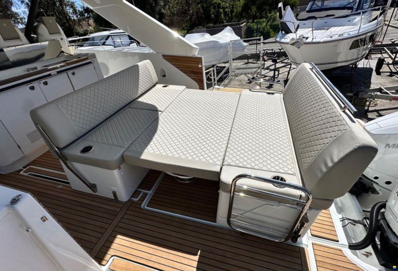 Jeanneau DB37 OB