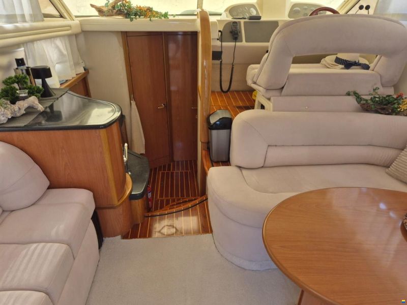 Sealine F37