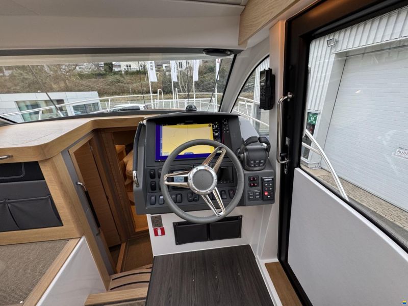 Nimbus 365 Coup&eacute;