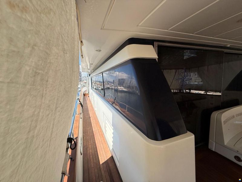 Sanlorenzo 82
