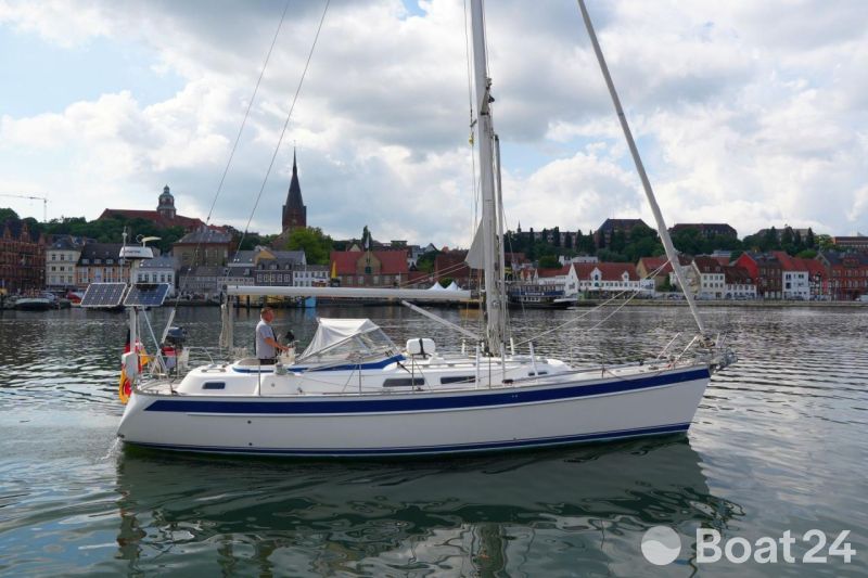 Hallberg-Rassy 37