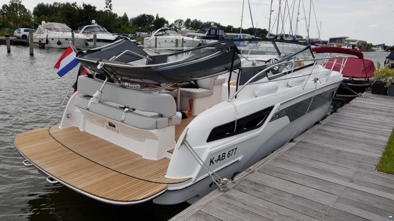 Bavaria S 30