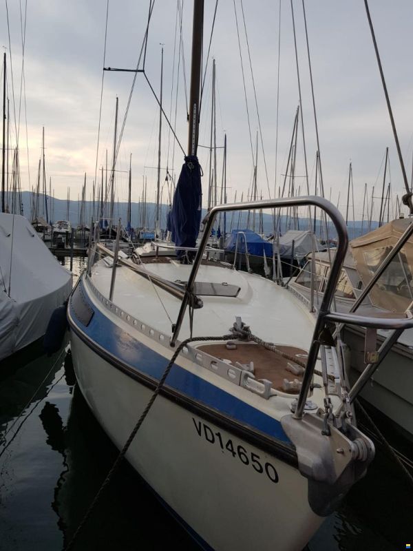 Bavaria 808