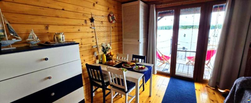 Houseboat with the Soul