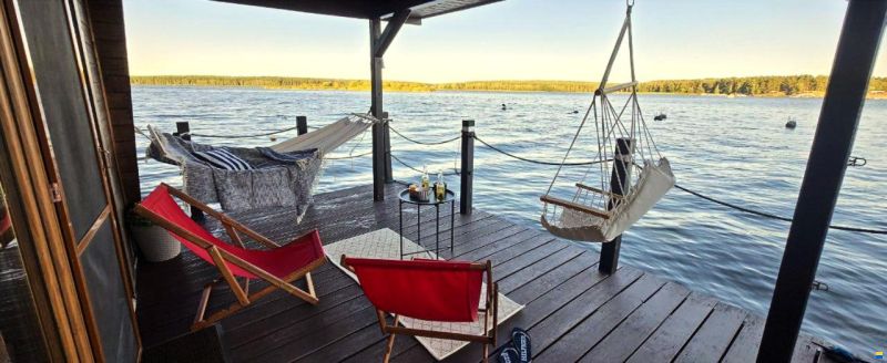 Houseboat with the Soul