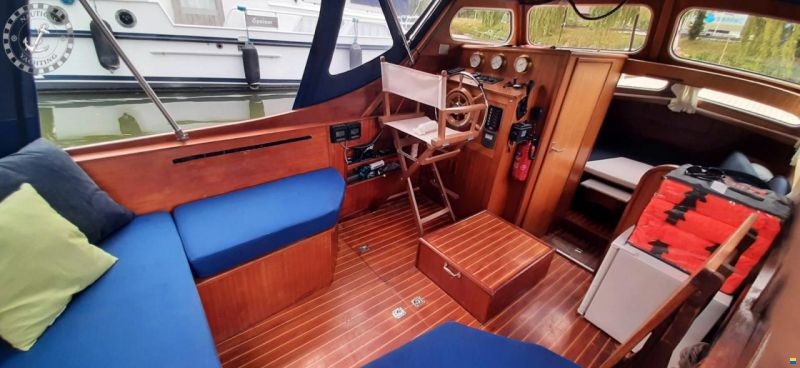 Elegant 800 Vlet