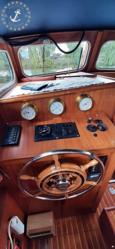 Elegant 800 Vlet