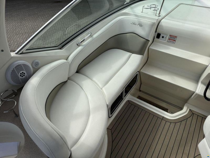 Searay Sundancer 275