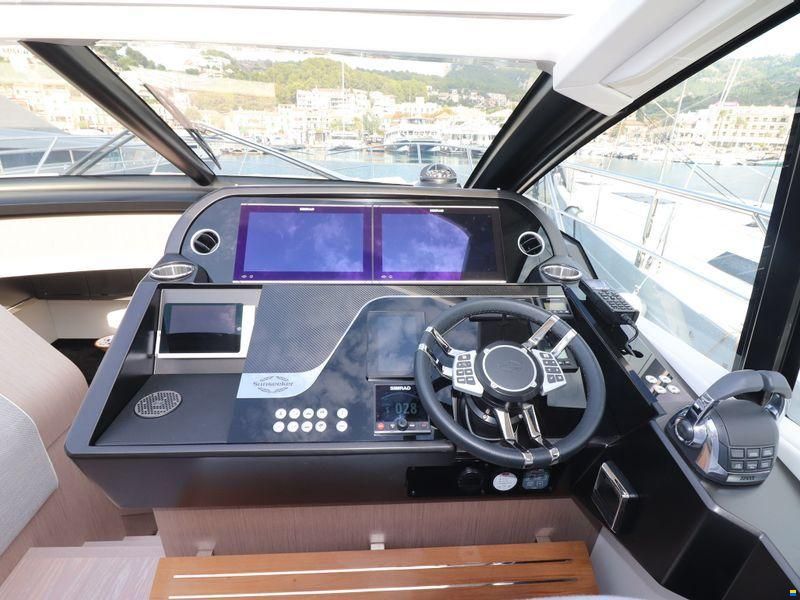 Sunseeker Predator 60 Evo