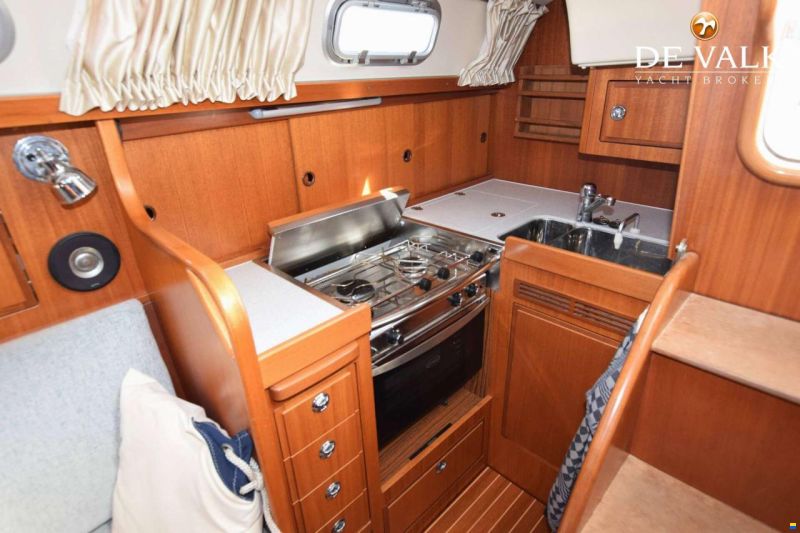 Hallberg-Rassy 310