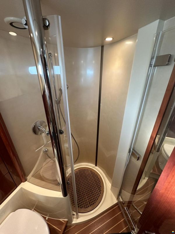Fairline Squadron 58