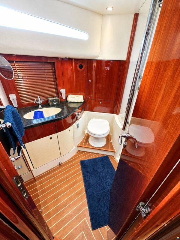 Fairline Squadron 58