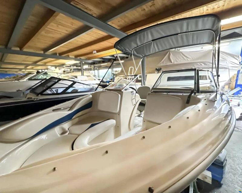 Larson 190 SEI Bowrider