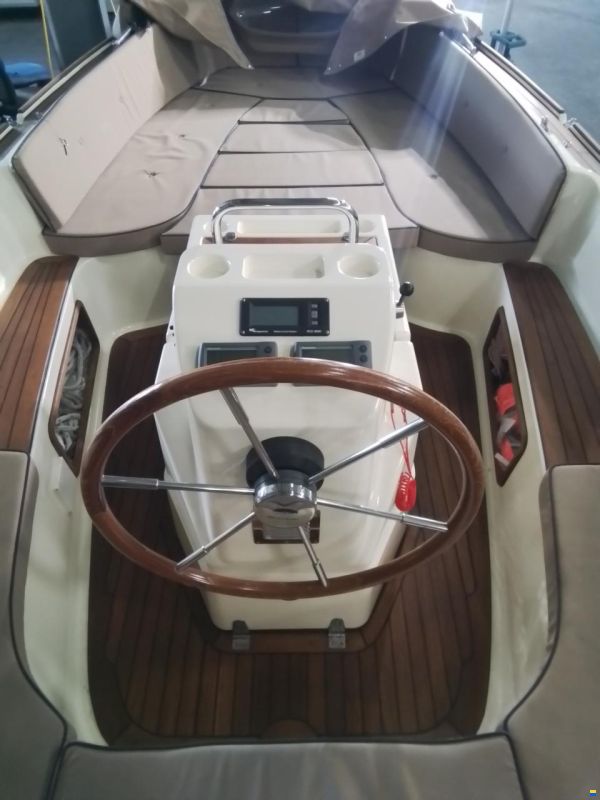 Interboat 19