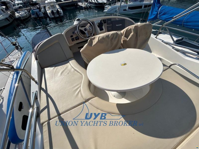 Prestige 32