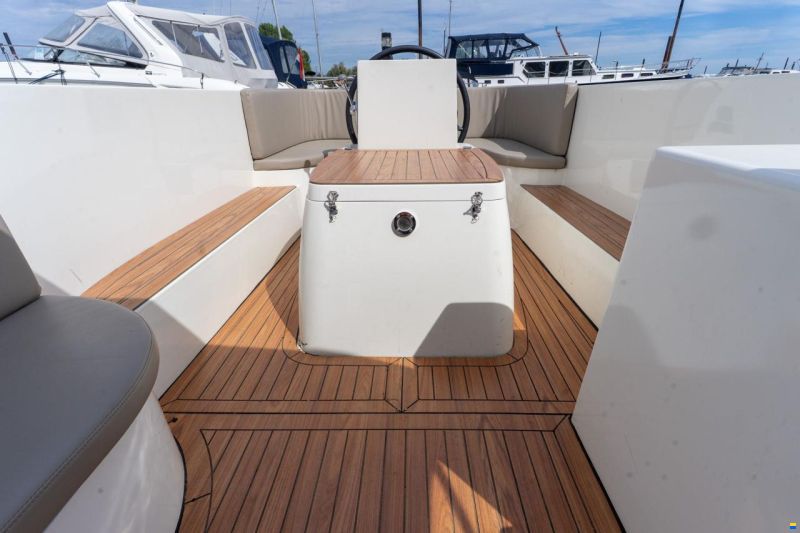 Excellent 750 Tender