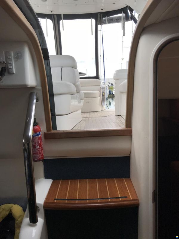 Sealine S34