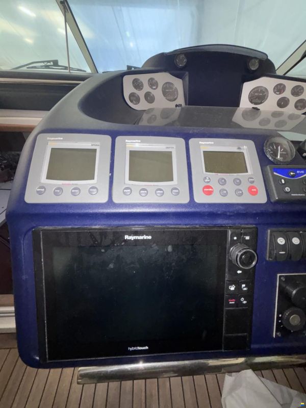 Sealine S42 Open