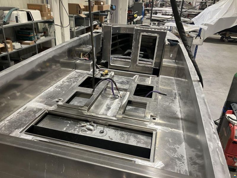 XO Boats DFNDR A8 DEMO 2025