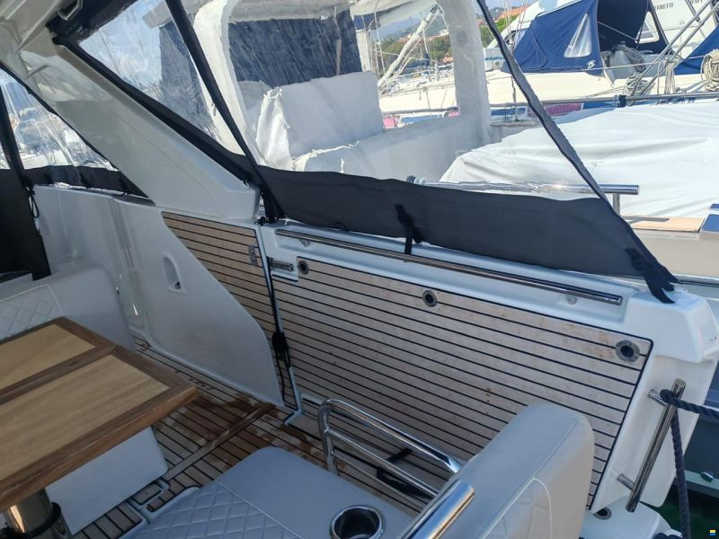 Jeanneau DB37 IB