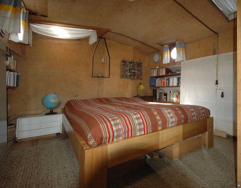 Luxemotor, Wohnschiff