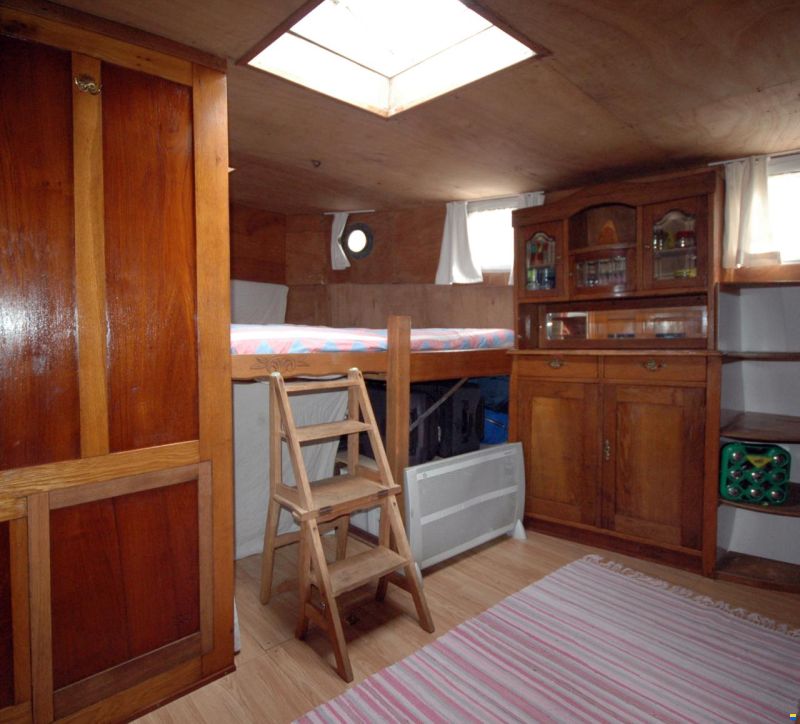 Luxemotor, Wohnschiff