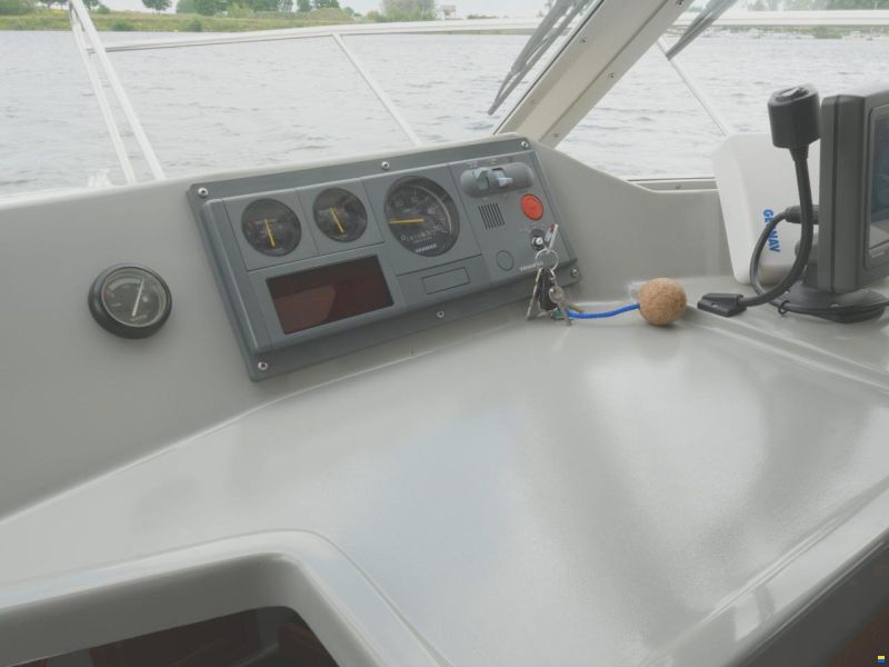 NB Marine 8700