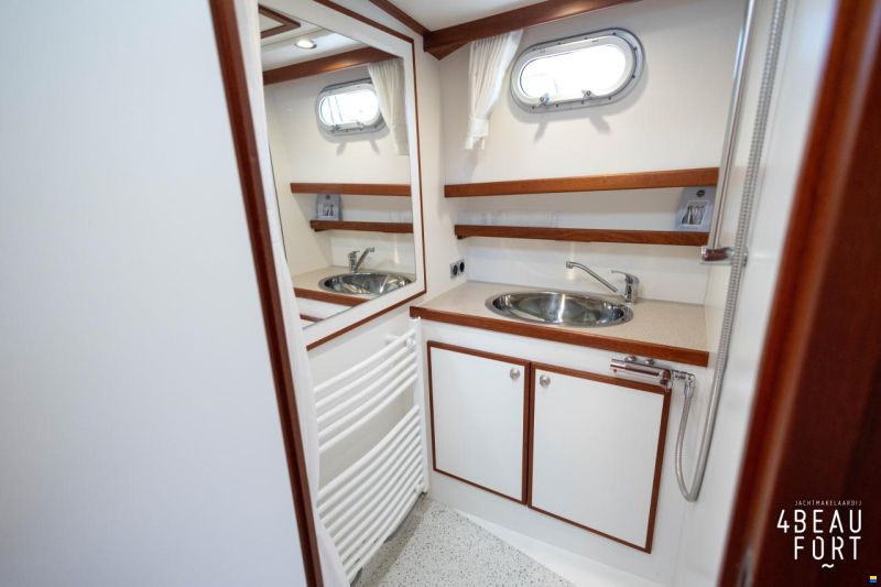 Brandsma Luna 37
