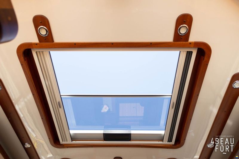 Brandsma Luna 37