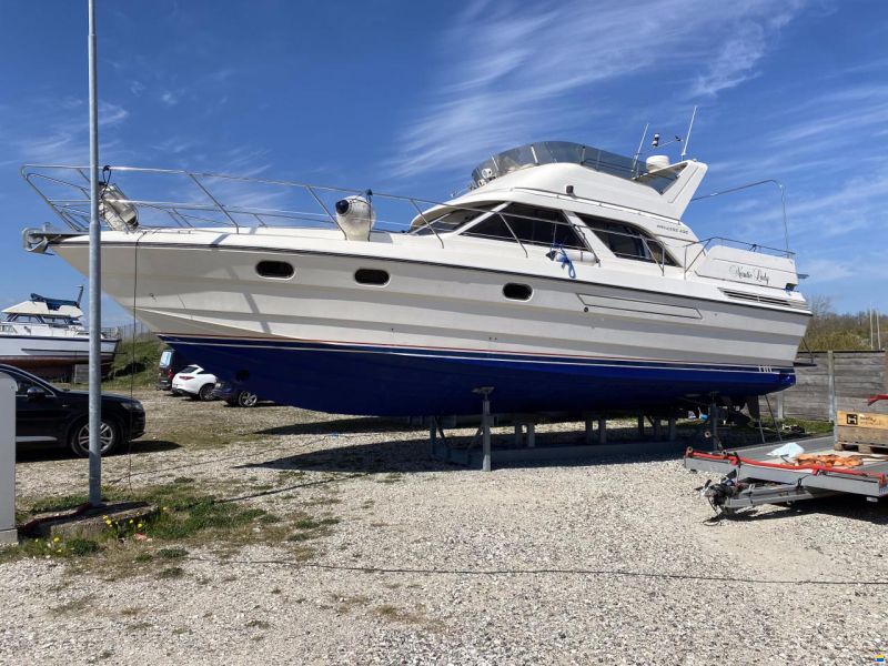 Princess 435
