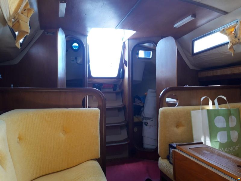 Beneteau First 32