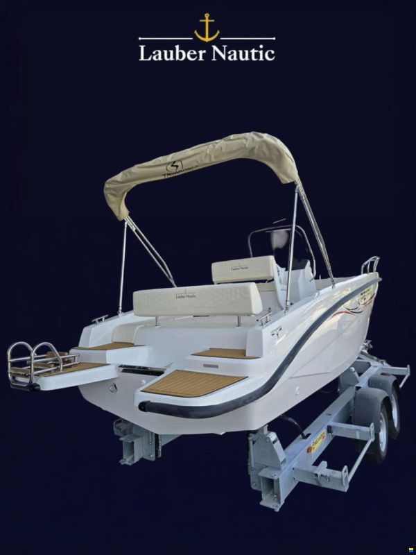 Trimarchi  Petra