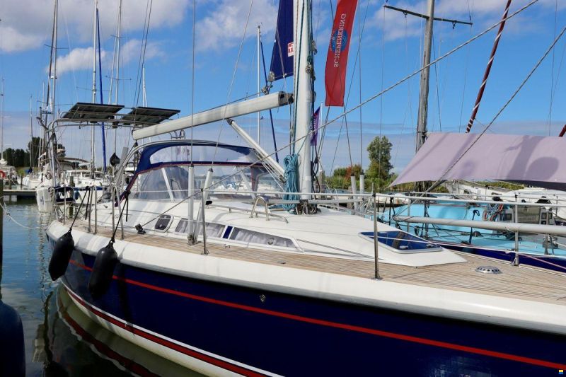 Maxi 38