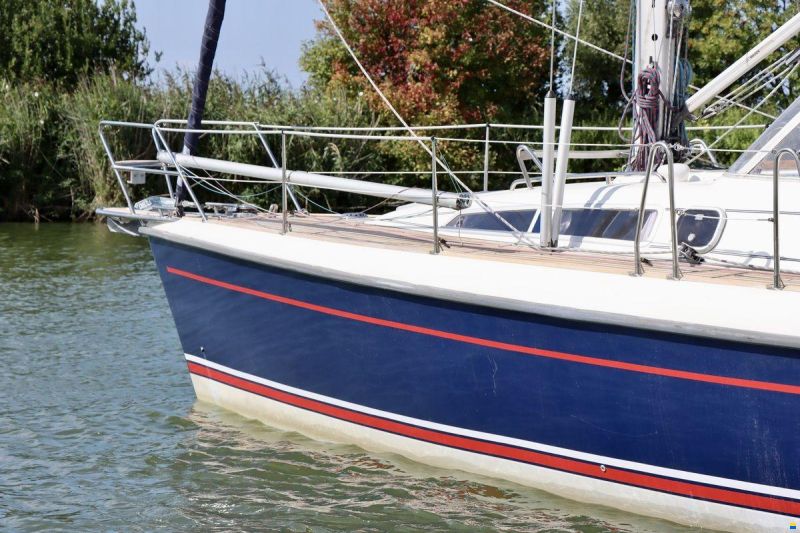 Maxi 38
