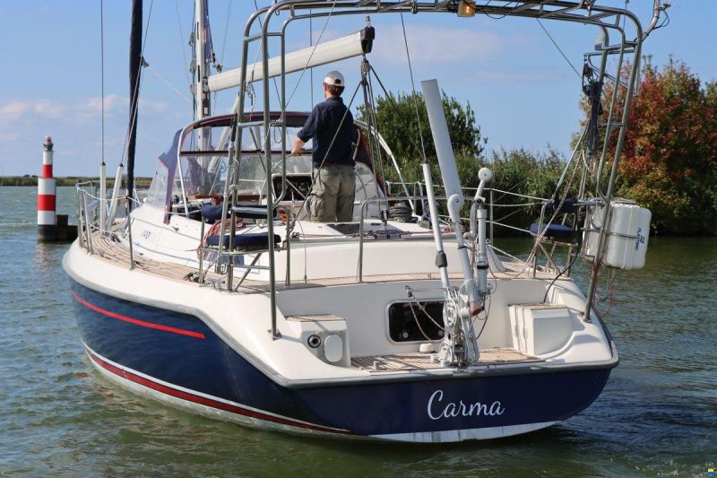 Maxi 38
