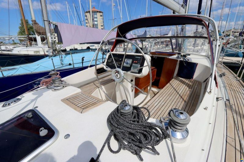 Maxi 38