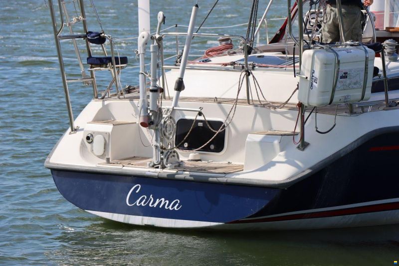 Maxi 38