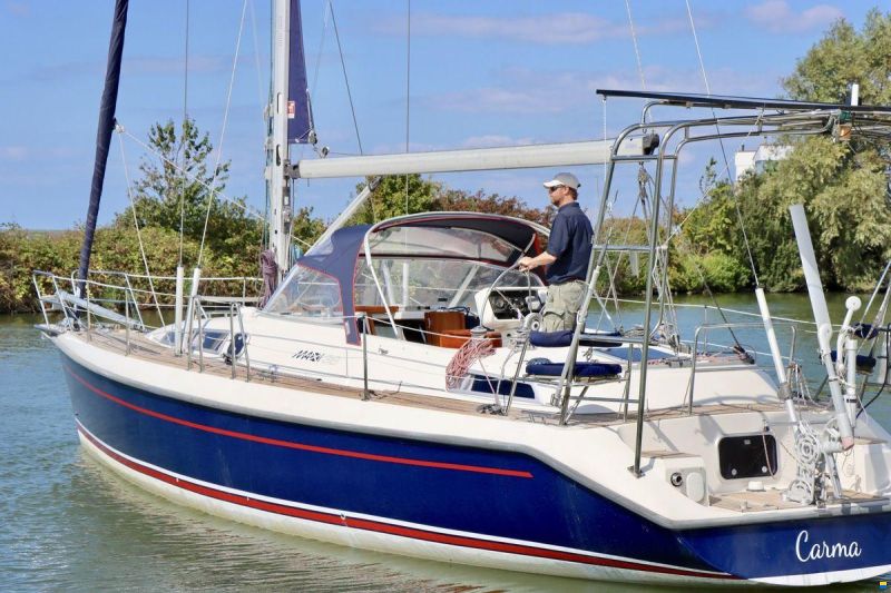 Maxi 38