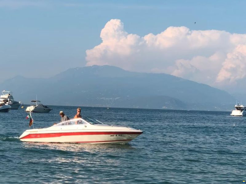 Sea Ray 200 CC