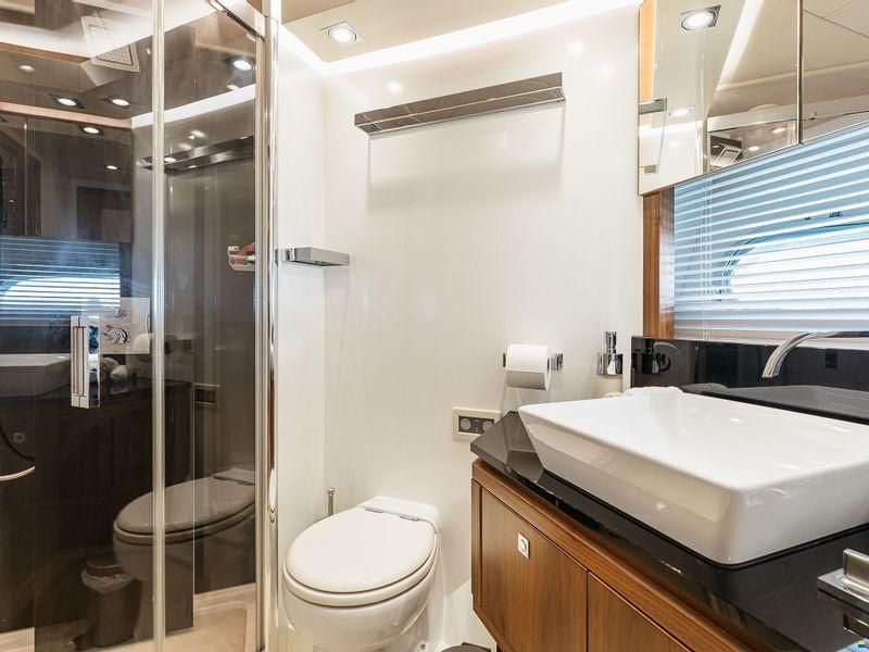 Sunseeker Predator 92