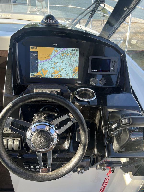 Jeanneau Merry Fisher 895