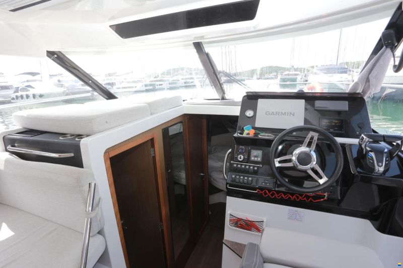 Jeanneau Merry Fisher 1095