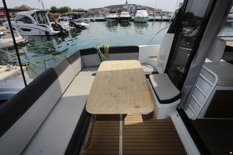 Jeanneau Merry Fisher 1095