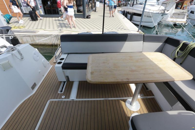 Jeanneau Merry Fisher 1095