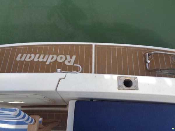 Rodman 800 Fly